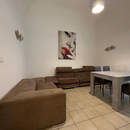 Cconforthotels Appartamento Crispi Bari Exteriör bild