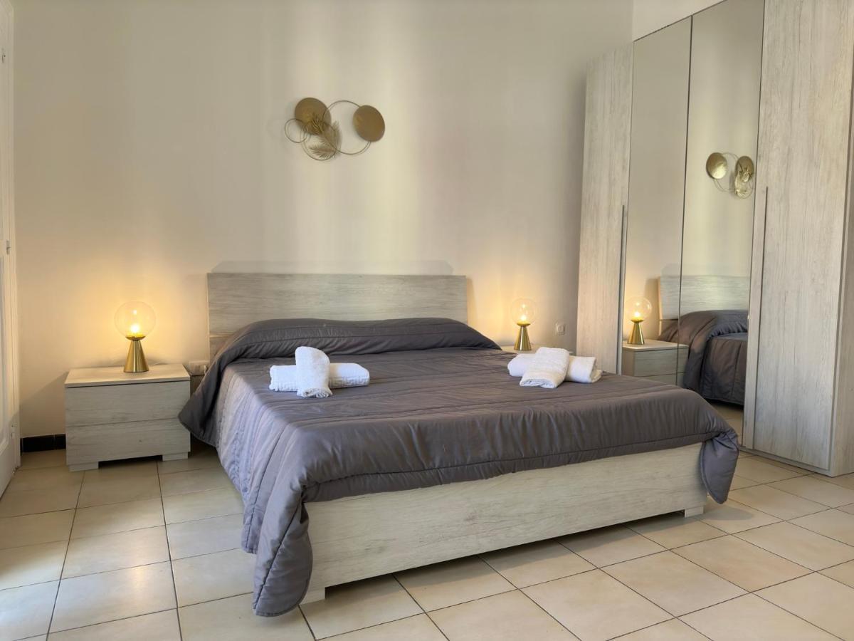Cconforthotels Appartamento Crispi Bari Exteriör bild