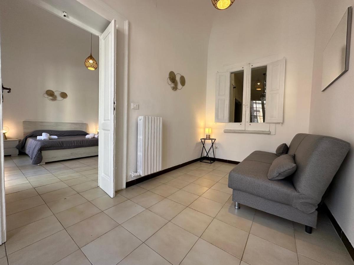 Cconforthotels Appartamento Crispi Bari Exteriör bild