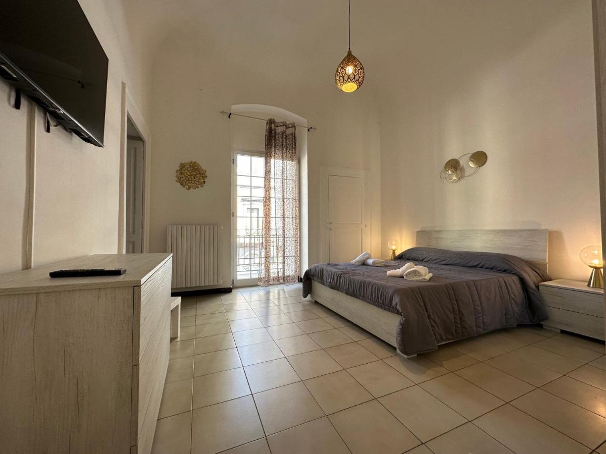 Cconforthotels Appartamento Crispi Bari Exteriör bild