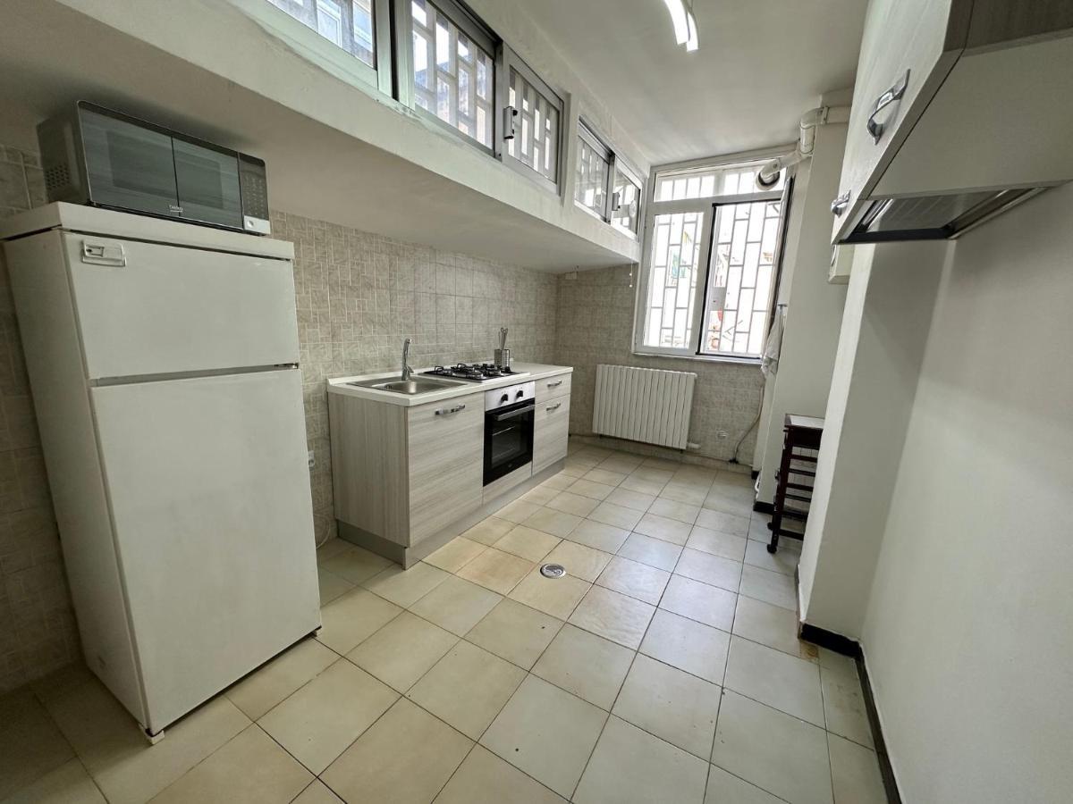 Cconforthotels Appartamento Crispi Bari Exteriör bild