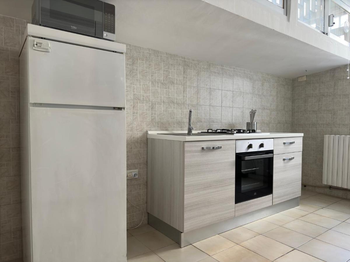 Cconforthotels Appartamento Crispi Bari Exteriör bild